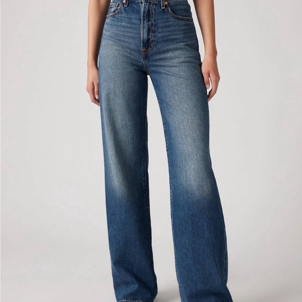 Levi’s Ribcage Wide Leg Women's Jeans